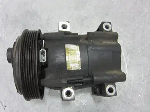 Foto de COMPRESOR AIRE ACONDICIONADO FORD KA (CCQ) referencia 96FW19D629 foto 4