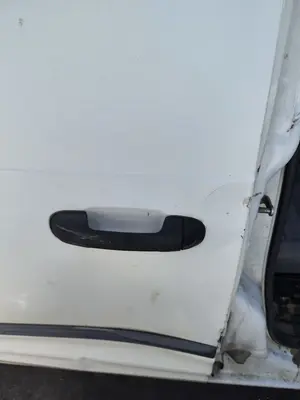 Foto de CERRADURA PUERTA TRASERA DERECHA FORD TRANSIT CONNECT (TC7) 1.8 TDCi CAT (90 CV / 66 KW)