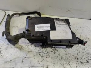Foto de CAJA RELES / FUSIBLES FORD FOCUS C-MAX (CAP)(2003) referencia 8688039