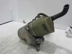 Foto de BOMBA DIRECCION VOLVO S40 BERLINA 2.5 20V Turbo CAT (220 CV / 162 KW) referencia 4N513K514DJ