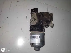 Foto de MOTOR LIMPIA DELANTERO VOLKSWAGEN POLO V (6R1) 1.2 TDI (75 CV / 55 KW) referencia 6R1955119A foto 4