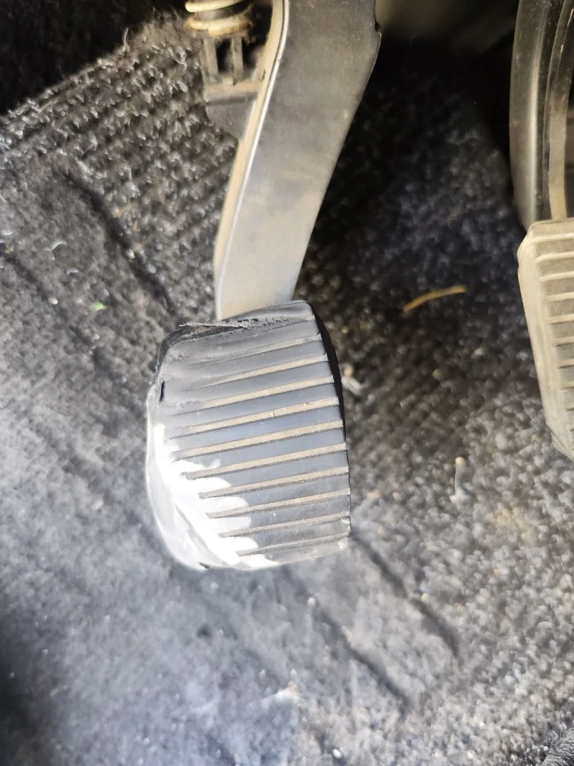 Foto de PEDAL EMBRAGUE CITROEN C4 BERLINA 1.6 16V HDi (90 CV / 66 KW)
