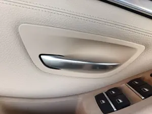 Foto de MANETA INTERIOR DELANTERA IZQUIERDA BMW SERIE 5 TOURING (F11) 2.0 Turbodiesel (218 CV / 160 KW)