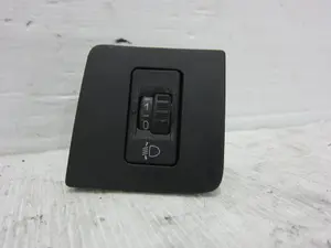 Foto de INTERRUPTOR PEUGEOT 407 1.6 HDi FAP CAT (9HZ / DV6TED4) (109 CV / 80 KW) referencia 96384422XT foto 1