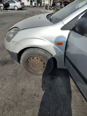 Foto de ALETA DELANTERA IZQUIERDA FORD FIESTA (CBK) 1.4 TDCi CAT (68 CV / 50 KW) referencia 1405185