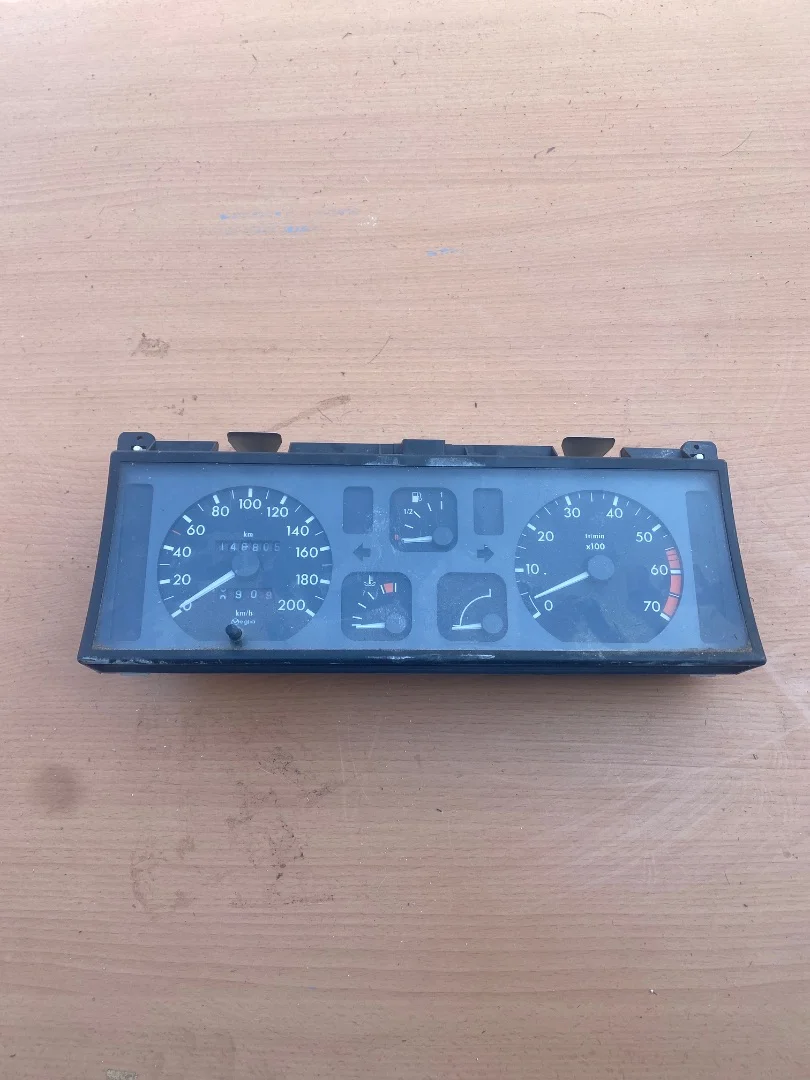 Foto de CUADRO INSTRUMENTOS RENAULT ESPACE (J63) 2.2 CAT (107 CV / 79 KW) referencia 09050469902