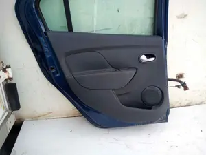 Foto de GUARNECIDO PUERTA TRASERA IZQUIERDA DACIA LOGAN II 1.5 dCi Diesel FAP CAT (90 CV / 66 KW) foto 2