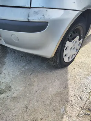 Foto de PARAGOLPES TRASERO FIAT II PUNTO (188) BERLINA 1.2 CAT (60 CV / 44 KW) referencia 0735272757 foto 2