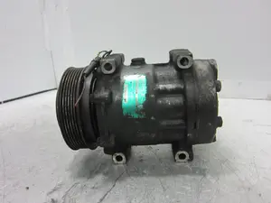 Foto de COMPRESOR AIRE ACONDICIONADO RENAULT LAGUNA (B56) referencia 7700111298 foto 3