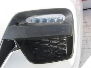 Foto de FARO ANTINIEBLA IZQUIERDO BMW SERIE X3 (G01) 3.0 24V Turbodiesel (265 CV / 195 KW)