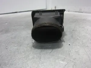 Foto de REJILLA AIREADORA BMW SERIE 3 COMPACTO (E36) 1.9 CAT (105 CV / 77 KW) referencia 64228390217 foto 3