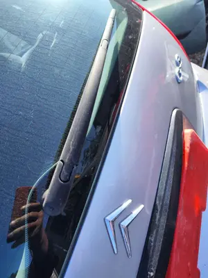 Foto de BRAZO LIMPIA TRASERO CITROEN C3 1.4 HDi (68 CV / 50 KW) referencia 6429T8 foto 2