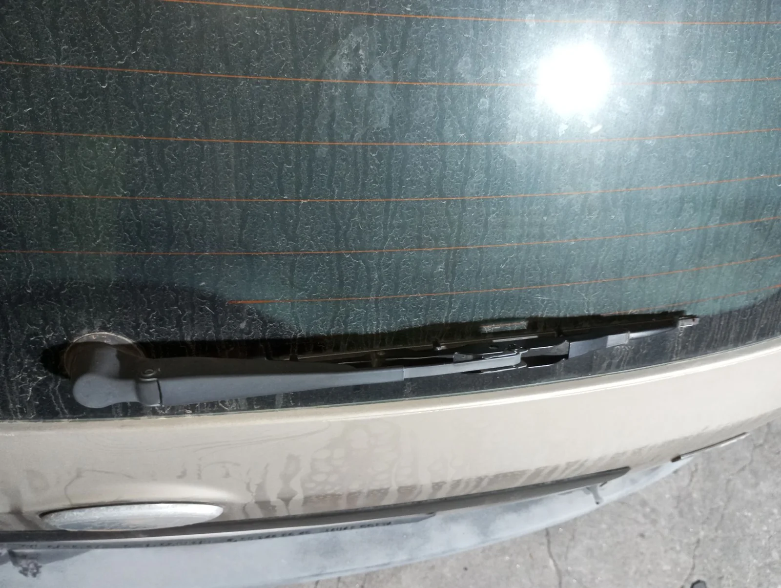 Foto de BRAZO LIMPIA TRASERO FORD FIESTA (CBK) 1.4 TDCi CAT (68 CV / 50 KW) referencia 1908779