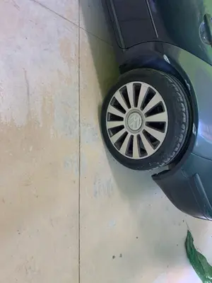 Foto de JUEGO LLANTAS VOLKSWAGEN GOLF IV BERLINA (1J1)(10.1997) 1.9 TDI (101 CV / 74 KW)