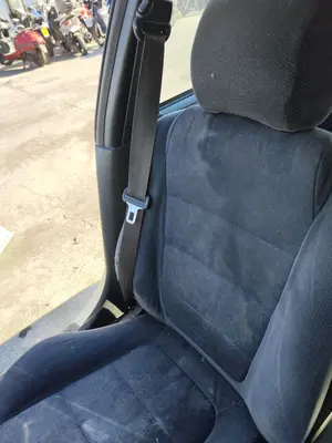 Foto de ASIENTO DELANTERO DERECHO TOYOTA COROLLA (E11) 2.0 Turbodiesel CAT (90 CV / 66 KW) foto 2