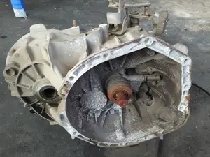 Foto de CAJA CAMBIOS MERCEDES-BENZ VITO FURGÓN (638) referencia A6382602300 foto 3