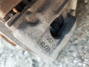 Foto de PINZA DE FRENO TRASERA IZQUIERDA BMW SERIE X3 (E83) 2.0 16V Diesel CAT (150 CV / 110 KW)
