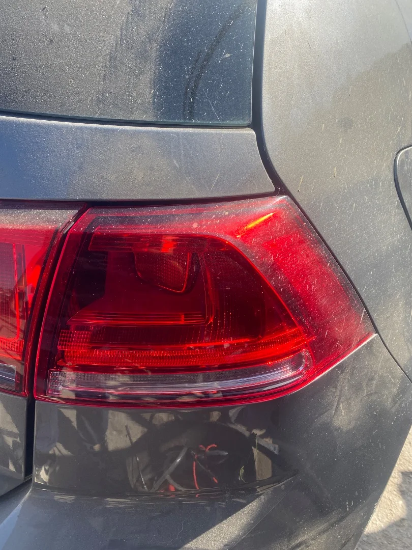 Foto de PILOTO TRASERO DERECHO VOLKSWAGEN GOLF VII (5G1/BE1) 1.4 16V TSI (122 CV / 90 KW) referencia 5G0945096M