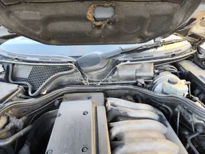 Foto de BRAZO LIMPIA DELANTERO DERECHO MERCEDES-BENZ CLASE E (BM 210) BERLINA 3.0 Turbodiesel CAT (177 CV / 130 KW)