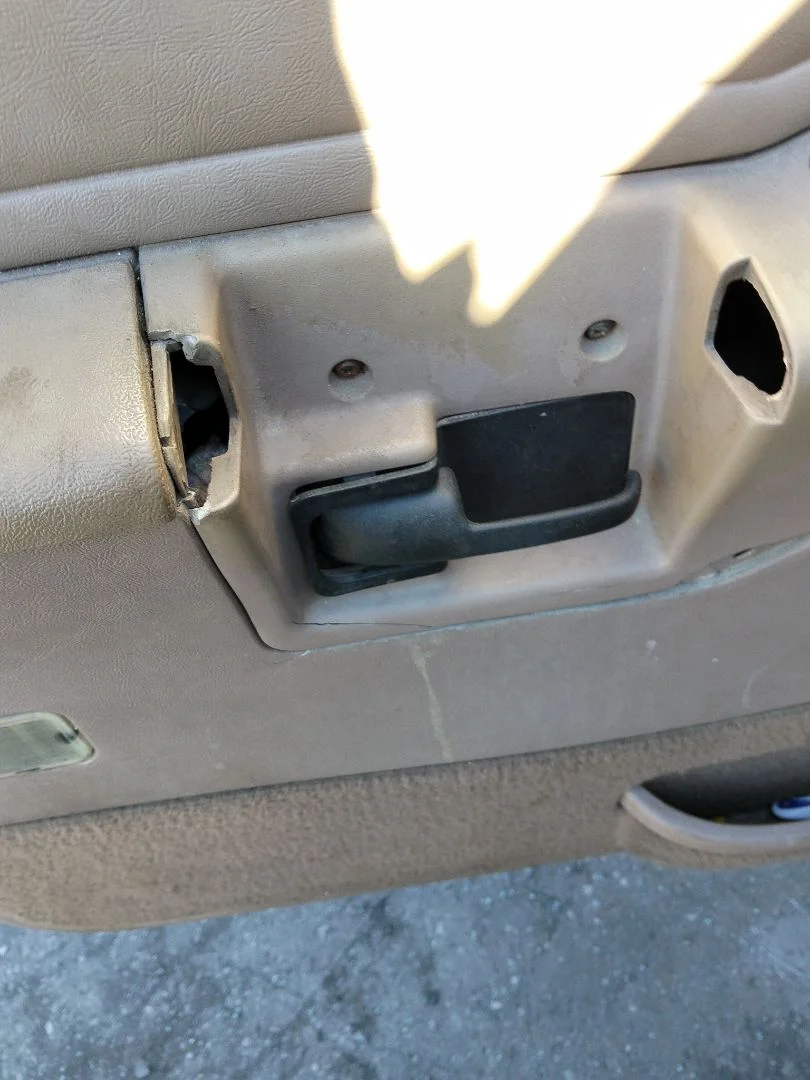 Foto de MANETA INTERIOR DELANTERA IZQUIERDA FORD EXPLORER (UN46) 4.0 V6 CAT (156 CV / 115 KW)