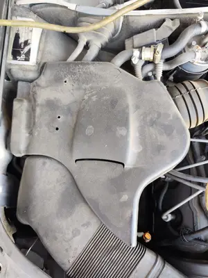 Foto de CAJA FILTRO AIRE AUDI A6 BERLINA (4B2) 2.5 V6 24V TDI (150 CV / 110 KW)