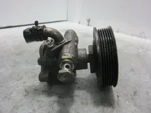 Foto de BOMBA DIRECCION VOLKSWAGEN GOLF IV BERLINA (1J1)(10.1997) 1.6 16V (105 CV / 77 KW) referencia 1J0422154B foto 5
