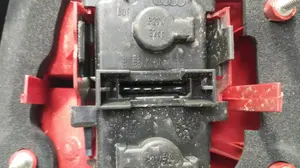 Foto de PILOTO TRASERO IZQUIERDO AUDI A6 BERLINA (4B2) 2.5 V6 24V TDI (150 CV / 110 KW) referencia 4B5945095 foto 7