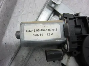 Foto de ELEVALUNAS TRASERO DERECHO VOLKSWAGEN POLO III (6N1) 1.4 (60 CV / 44 KW) referencia D334600454500017 foto 4