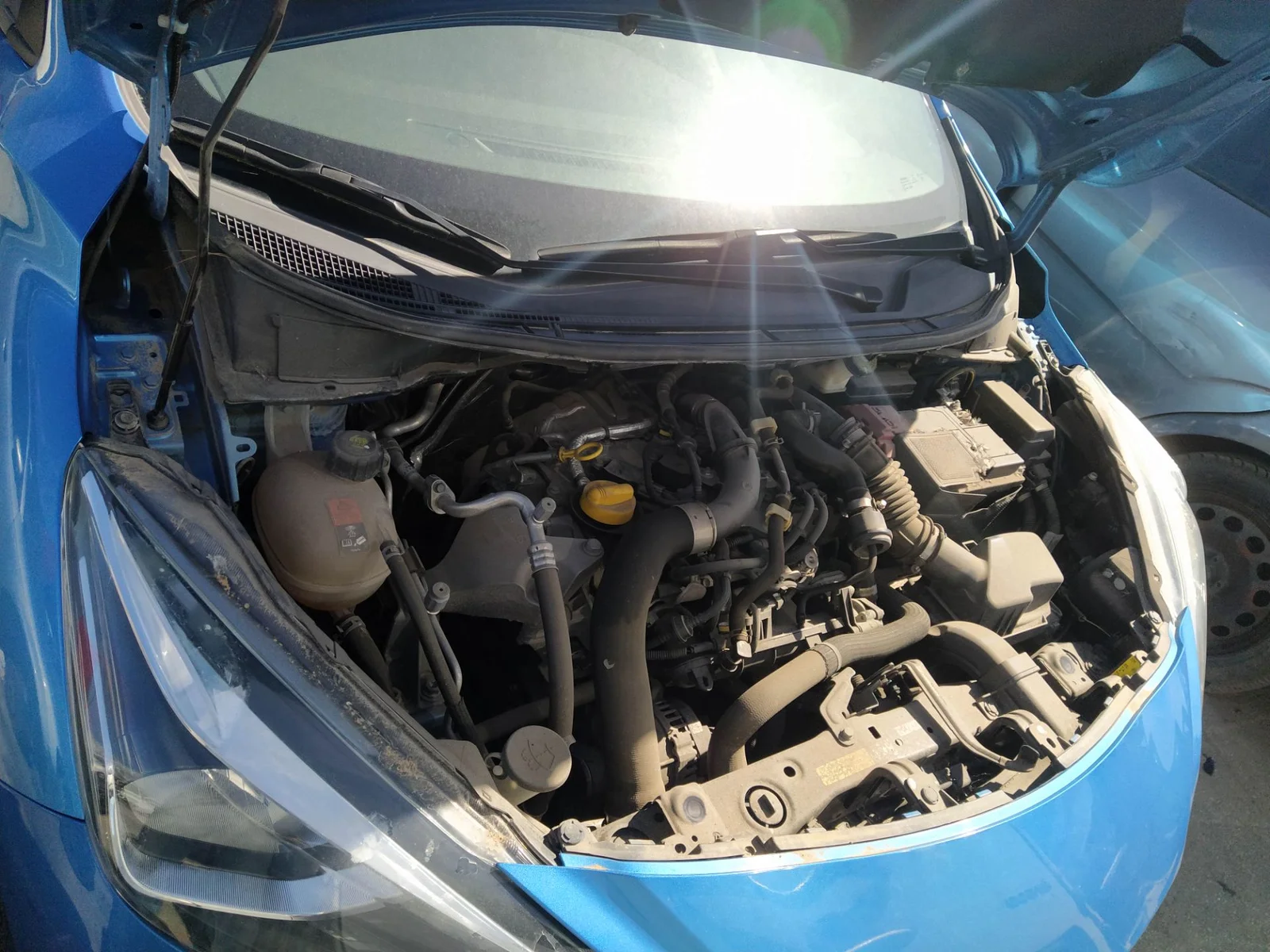 Foto de TUBO PRESION DIRECCION ASISTIDA NISSAN MICRA (K14) 0.9 CAT (90 CV / 66 KW)