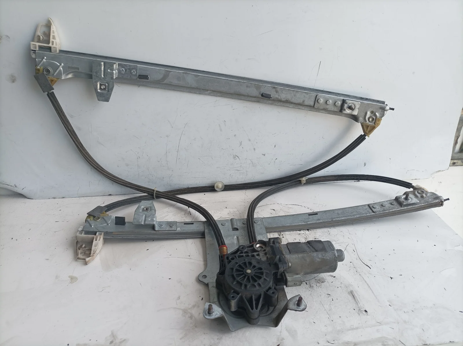 Foto de ELEVALUNAS DELANTERO DERECHO CITROEN XSARA PICASSO referencia 0130821762