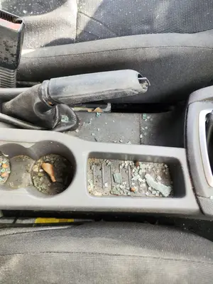 Foto de PALANCA FRENO FORD FOCUS BERLINA (CAP) 1.8 TDCi Turbodiesel CAT (116 CV / 85 KW)