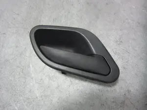 Foto de MANETA INTERIOR DELANTERA DERECHA BMW SERIE 3 COMPACTO (E46) M47N204D4 referencia 7002020