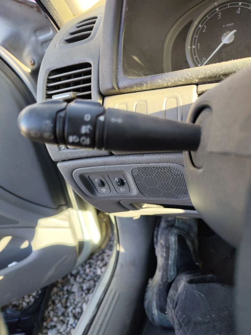 Foto de MANDO LUCES RENAULT LAGUNA II (BG0) 1.8 CAT (120 CV / 88 KW)
