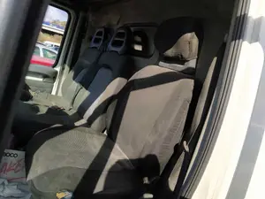 Foto de ASIENTO DELANTERO IZQUIERDO CITROEN JUMPER FURGÓN GRAN VOLUMEN 2.2 HDI CAT (101 CV / 74 KW)