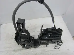 Foto de CERRADURA PUERTA DELANTERA DERECHA FORD FOCUS SPORTBREAK (CB8) 1.6 TDCi CAT (95 CV / 70 KW) referencia 921758105 foto 2