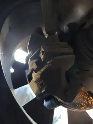Foto de PINZA DE FRENO DELANTERA DERECHA CITROEN XSARA PICASSO 1.6 16V HDi (90 CV / 66 KW) referencia 1617292180 foto 5