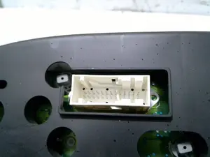 Foto de CUADRO INSTRUMENTOS FORD FOCUS BERLINA (CAK) 2.0 16V CAT (131 CV / 96 KW) referencia 98AP10841BC foto 4