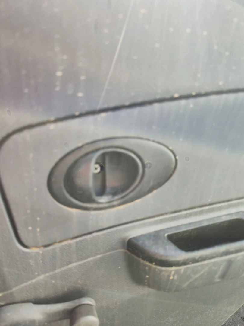 Foto de MANETA INTERIOR TRASERA DERECHA CHEVROLET MATIZ 0.8 CAT (52 CV / 38 KW)