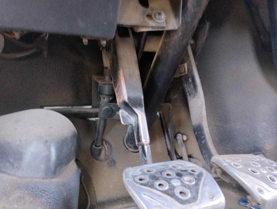 Foto de COLUMNA DIRECCION FORD TRANSIT FURGÓN (CY/DY)(1986) 2.5 Diesel (80 CV / 59 KW)