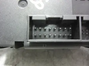 Foto de MANDO CALEFACCION / AIRE ACONDICIONADO VOLKSWAGEN PASSAT BERLINA (3B3) 1.9 TDI (131 CV / 96 KW) referencia 3B1907044J foto 8
