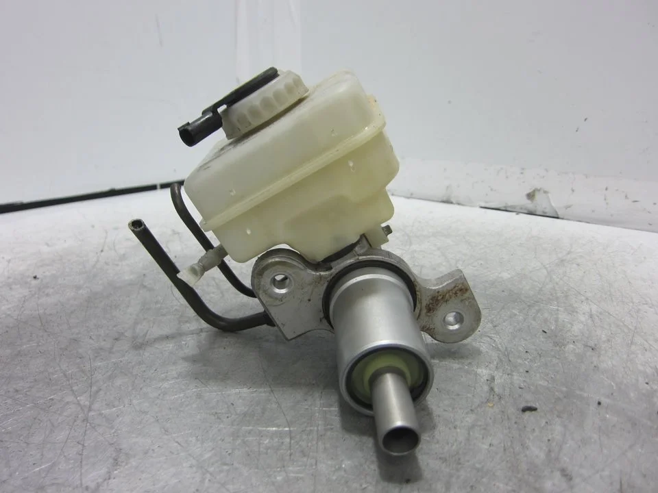 Foto de BOMBA FRENO BMW SERIE 5 BERLINA (E60) 3.0 Turbodiesel CAT (231 CV / 170 KW) referencia 32067179D
