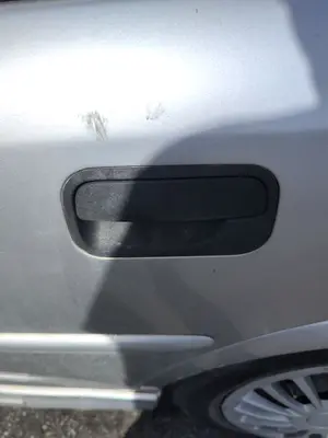 Foto de MANETA EXTERIOR TRASERA IZQUIERDA OPEL VECTRA B BERLINA 2.0 DTI (101 CV / 74 KW) referencia 9192217