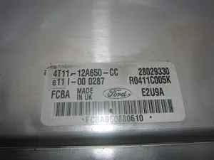 Foto de CENTRALITA MOTOR UCE FORD TOURNEO CONNECT (TC7) 1.8 TDCi CAT (90 CV / 66 KW) referencia 4T1112A650CC foto 4