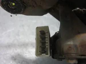 Foto de MOTOR LIMPIA DELANTERO PEUGEOT 106 (S1)(08.1991) 1.0 (45 CV / 33 KW) referencia 53544102 foto 3