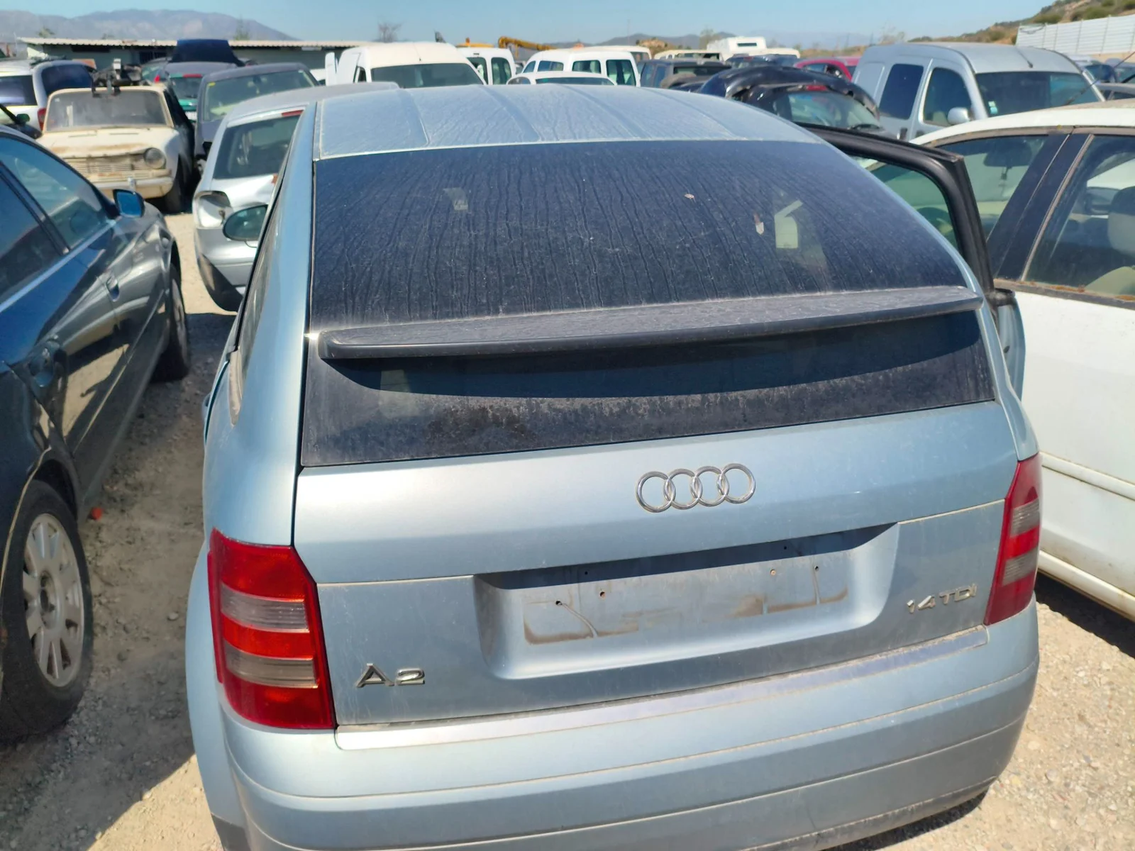Foto de PORTON TRASERO AUDI A2 (8Z) 1.4 TDI (75 CV / 55 KW) referencia 8Z0827023D