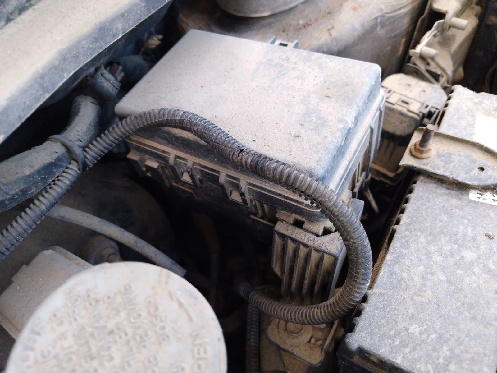 Foto de CAJA RELES / FUSIBLES SUZUKI ALTO (AMF310) 1.0 12V CAT (68 CV / 50 KW)