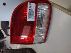 Foto de PILOTO TRASERO DERECHO INTERIOR SEAT LEON (1M1) referencia 1M6945259