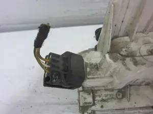 Foto de CERRADURA PUERTA TRASERA IZQUIERDA FORD MONDEO BERLINA (GE) 3.0 V6 24V CAT (226 CV / 166 KW) referencia A26413 foto 5