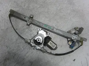 Foto de ELEVALUNAS DELANTERO IZQUIERDO NISSAN ALMERA (N16/E) 2.2 16V Turbodiesel CAT (110 CV / 81 KW) referencia 400601T3