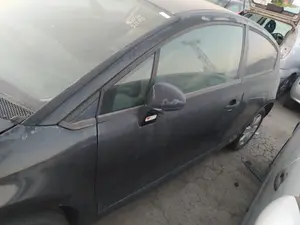 Foto de PUERTA DELANTERA IZQUIERDA CITROEN C4 COUPE 1.6 HDi CAT (9HY / DV6TED4) (109 CV / 80 KW) referencia 9002W1